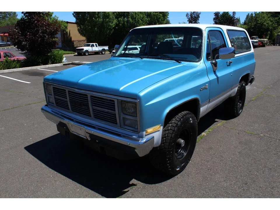 1987 GMC Jimmy 2nd Gen - Image 3 of 31