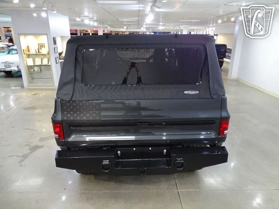1987 GMC Jimmy 2nd Gen - Image 13 of 21