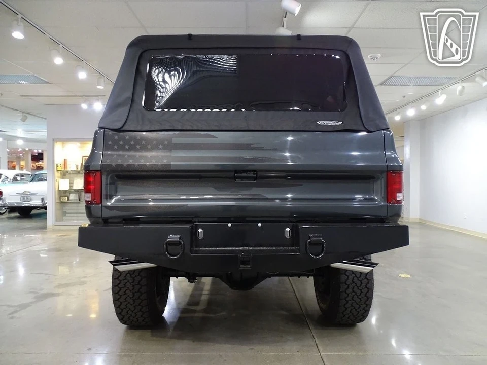 1987 GMC Jimmy 2nd Gen - Image 14 of 21
