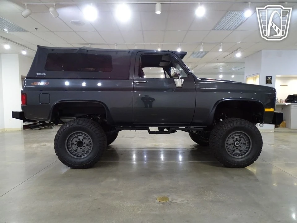 1987 GMC Jimmy 2nd Gen - Image 20 of 21