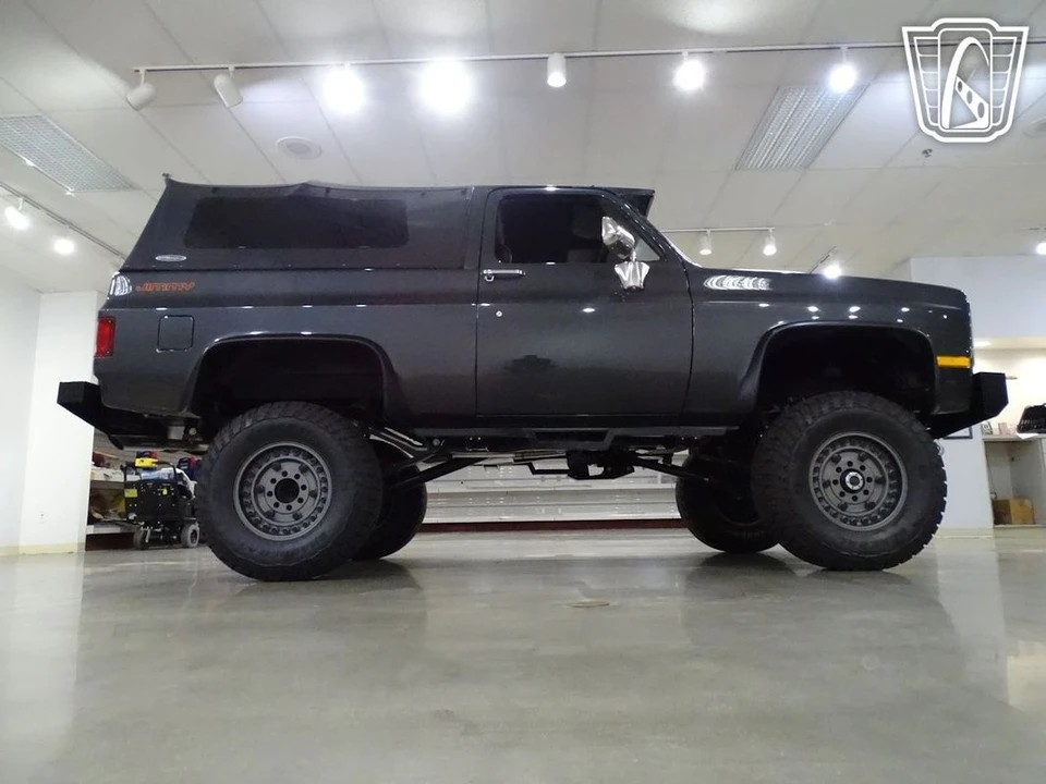 1987 GMC Jimmy 2nd Gen - Image 21 of 21