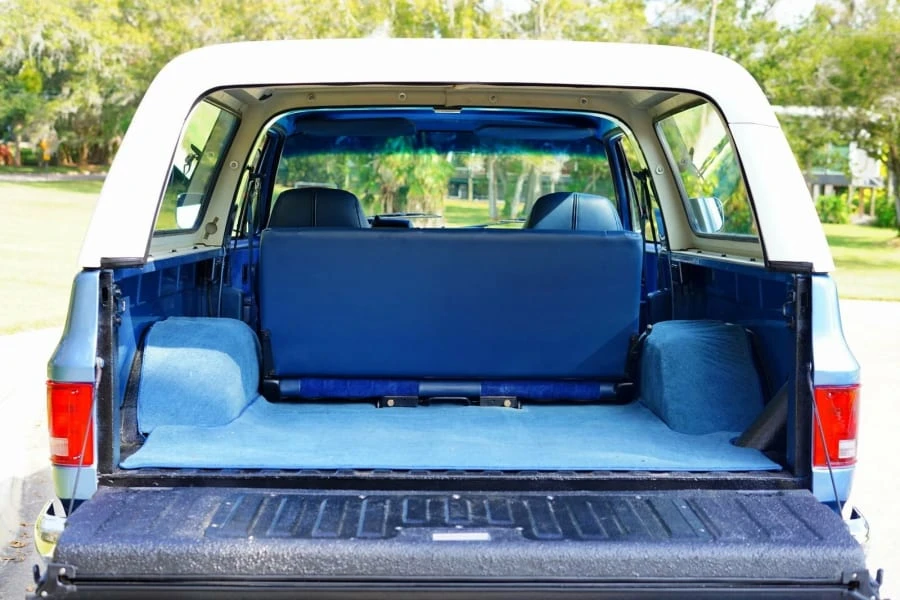 1987 GMC Jimmy 2nd Gen - Image 9 of 13