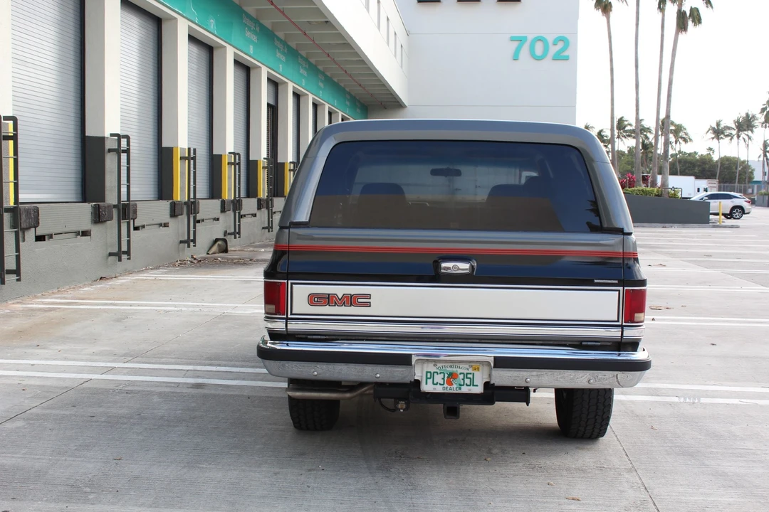 1987 GMC Jimmy 2nd Gen - Image 2 of 31