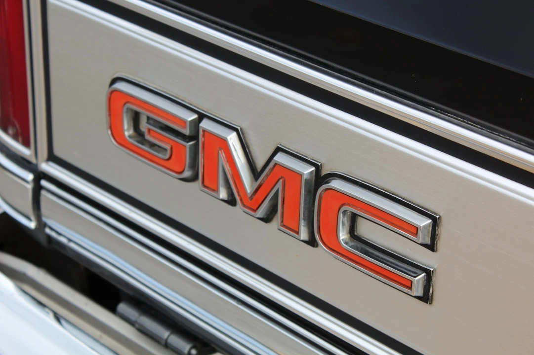 1987 GMC Jimmy 2nd Gen - Image 31 of 31