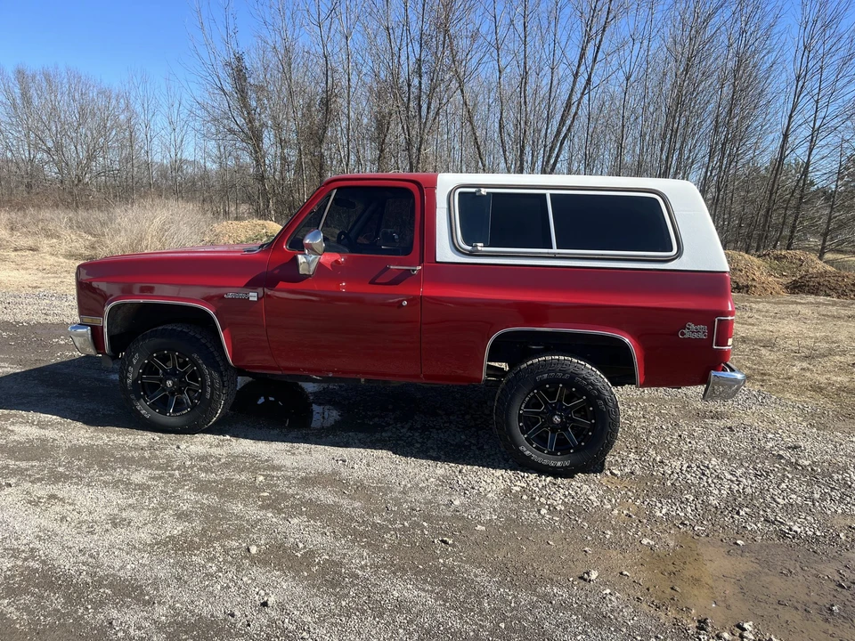 1987 GMC Jimmy 2nd Gen - Image 10 of 31
