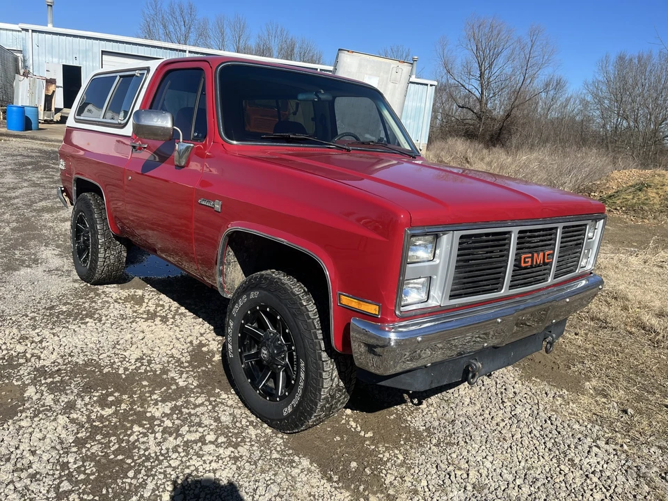 1987 GMC Jimmy 2nd Gen - Image 4 of 31