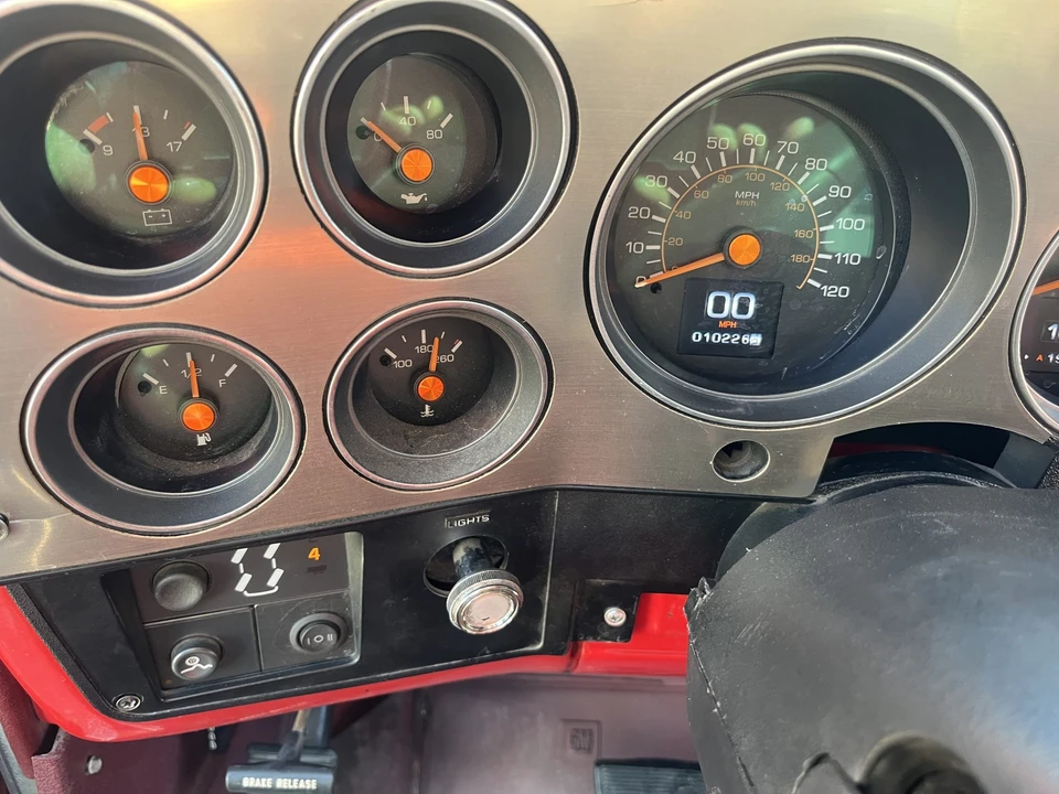 1987 GMC Jimmy 2nd Gen - Image 18 of 31
