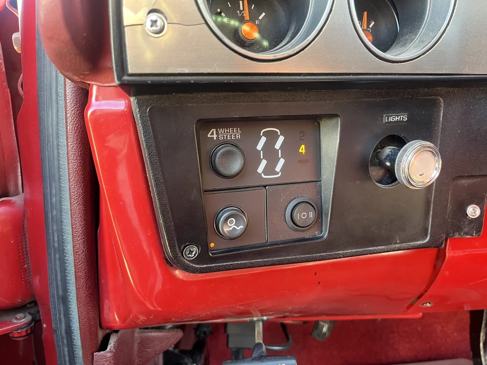 1987 GMC Jimmy 2nd Gen - Image 19 of 31