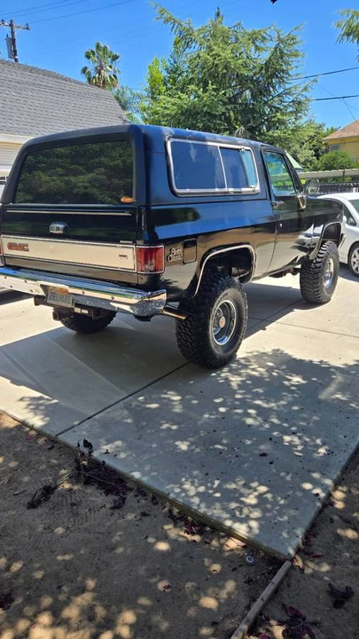 1987 GMC Jimmy 2nd Gen - Image 3 of 12
