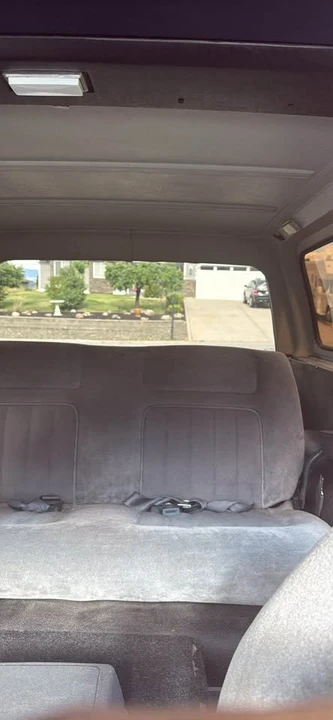 1987 GMC Jimmy 2nd Gen - Image 8 of 10
