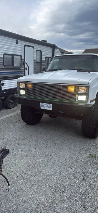 1987 GMC Jimmy 2nd Gen - Image 6 of 10