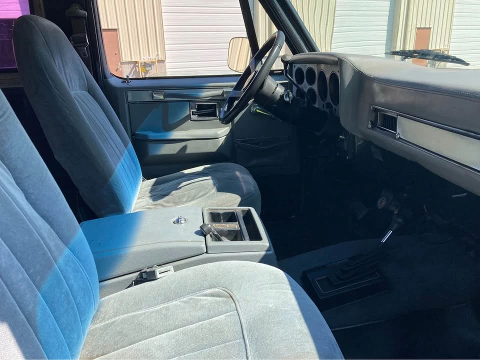 1987 GMC Jimmy 2nd Gen - Image 5 of 5
