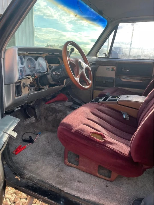 1987 GMC Jimmy 2nd Gen - Image 10 of 10