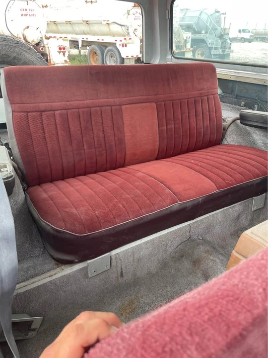 1987 GMC Jimmy 2nd Gen - Image 8 of 10