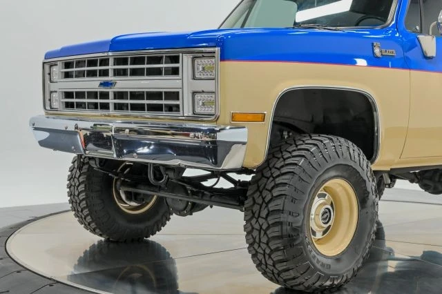 1987 GMC Jimmy 2nd Gen - Image 15 of 31