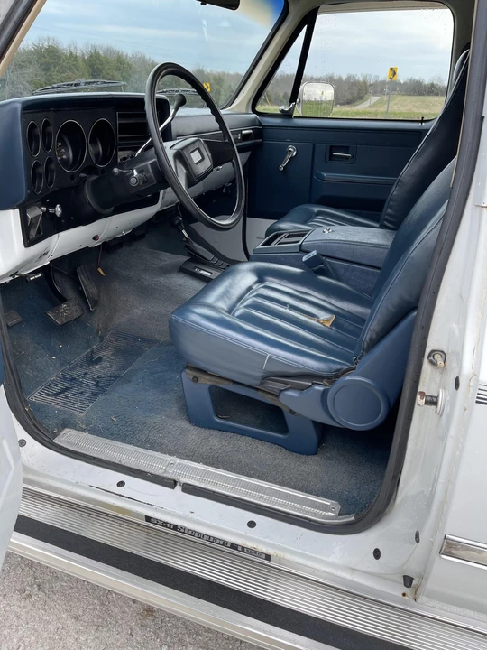 1987 GMC Jimmy 2nd Gen - Image 19 of 31