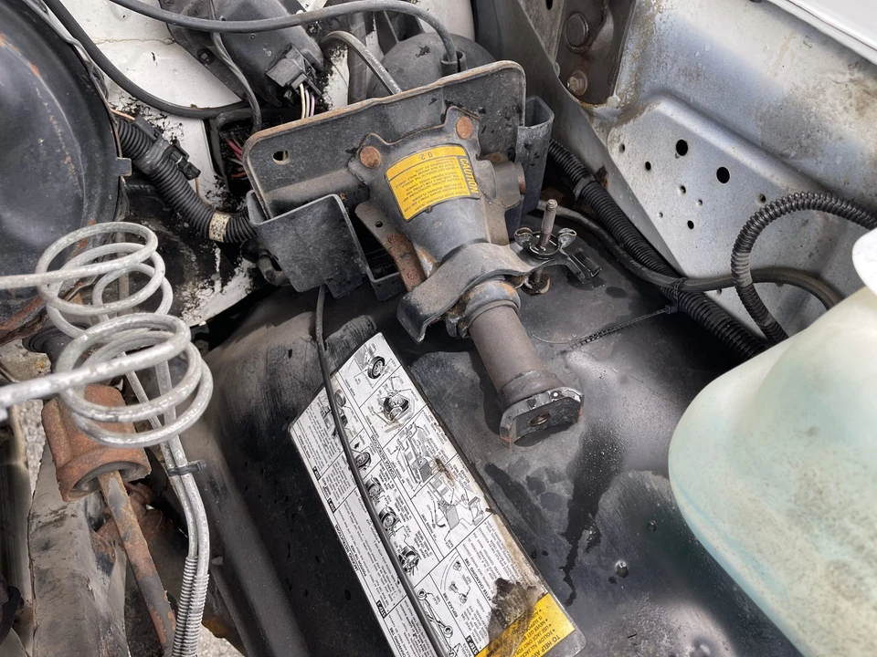 1987 GMC Jimmy 2nd Gen - Image 28 of 31