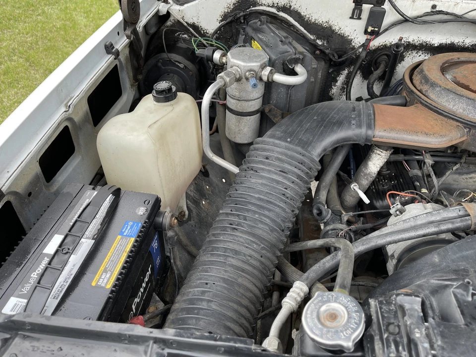 1987 GMC Jimmy 2nd Gen - Image 29 of 31