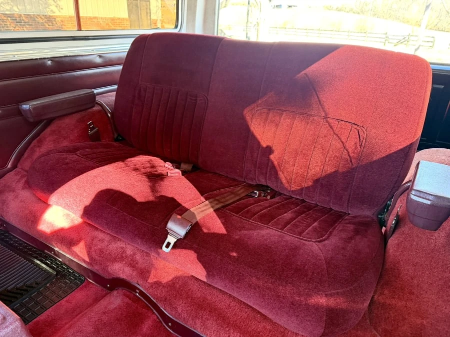1987 GMC Jimmy 2nd Gen - Image 18 of 26