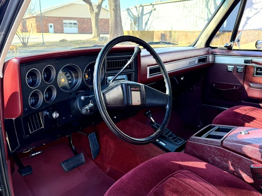 1987 GMC Jimmy 2nd Gen - Image 26 of 26