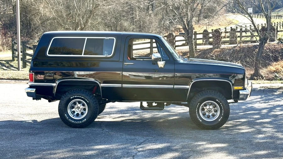 1987 GMC Jimmy 2nd Gen - Image 7 of 26
