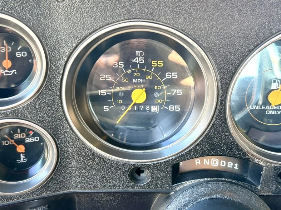 1987 GMC Jimmy 2nd Gen - Image 19 of 26