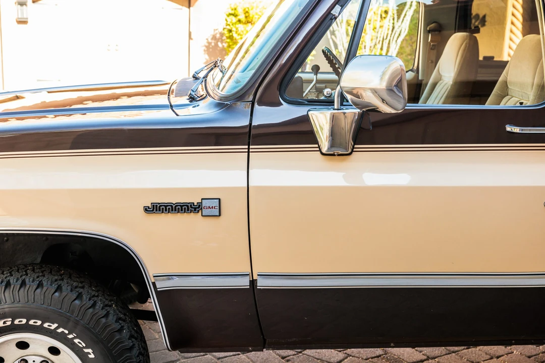 1987 GMC Jimmy 2nd Gen - Image 17 of 31