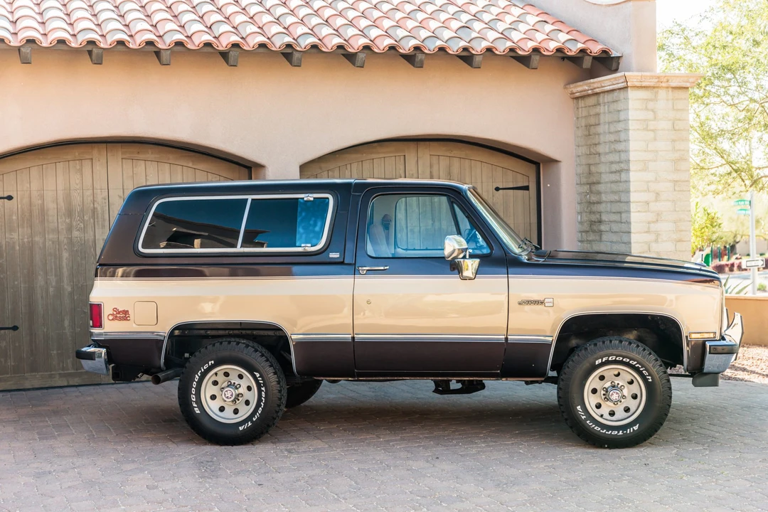 1987 GMC Jimmy 2nd Gen - Image 7 of 31
