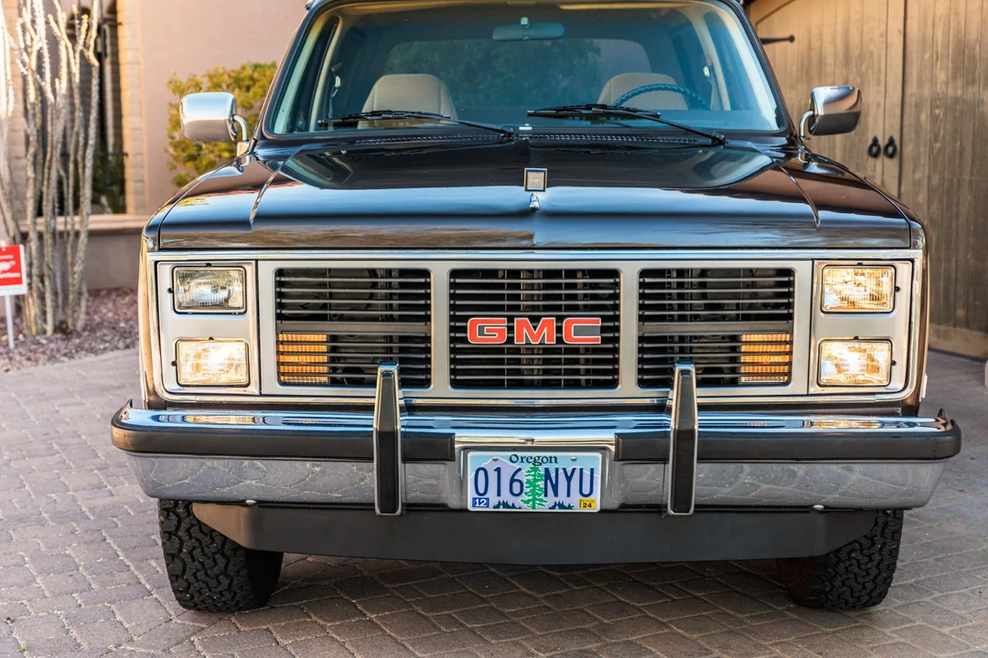 1987 GMC Jimmy 2nd Gen - Image 10 of 31