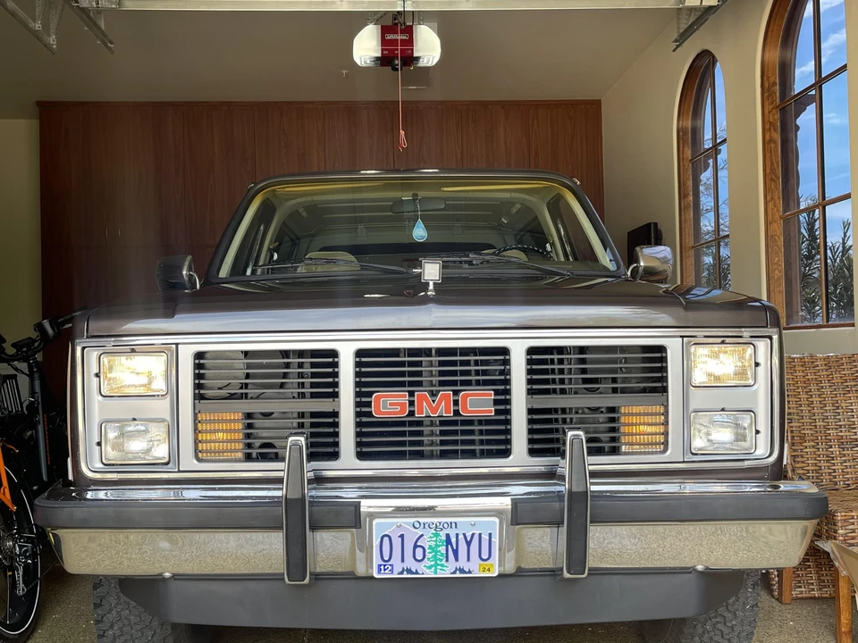1987 GMC Jimmy 2nd Gen - Image 11 of 31