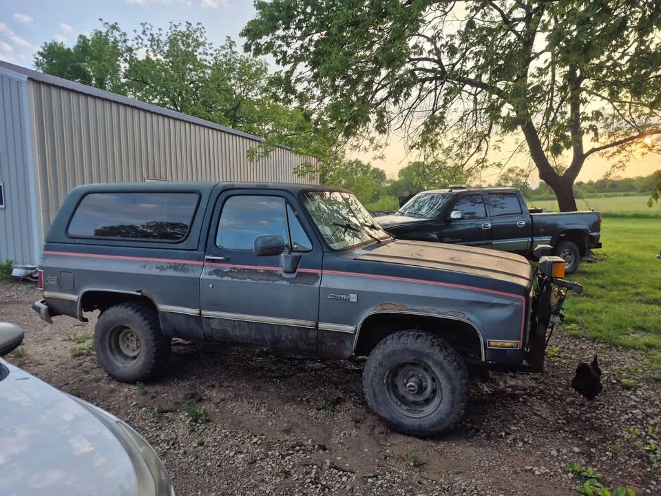 1987 GMC Jimmy 2nd Gen - Image 3 of 7
