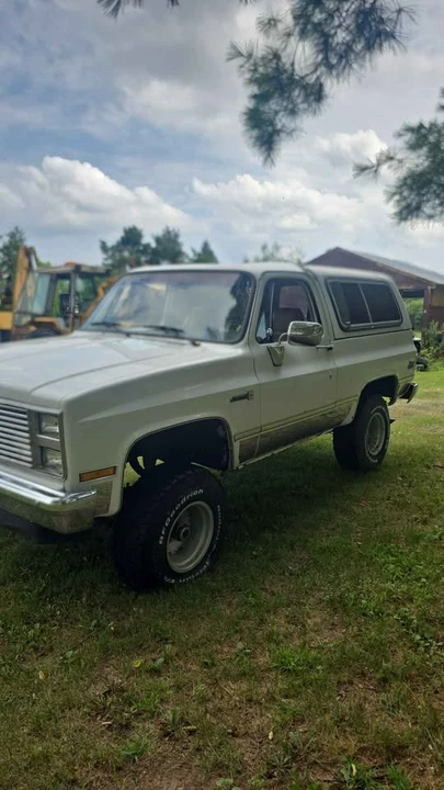 1987 GMC Jimmy 2nd Gen - Image 3 of 5