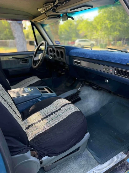 1987 GMC Jimmy 2nd Gen - Image 4 of 5