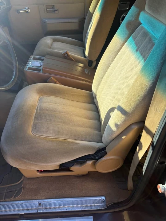 1987 GMC Jimmy 2nd Gen - Image 8 of 16