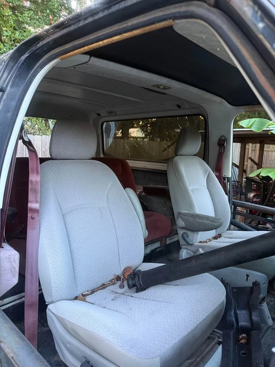 1987 GMC Jimmy 2nd Gen - Image 5 of 5
