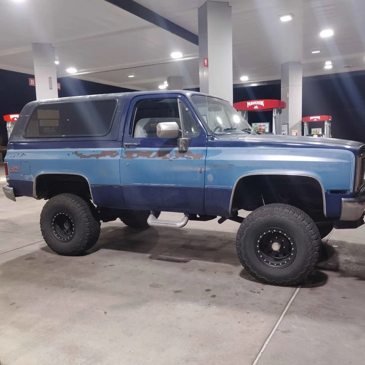 1987 GMC Jimmy 2nd Gen - Image 2 of 20