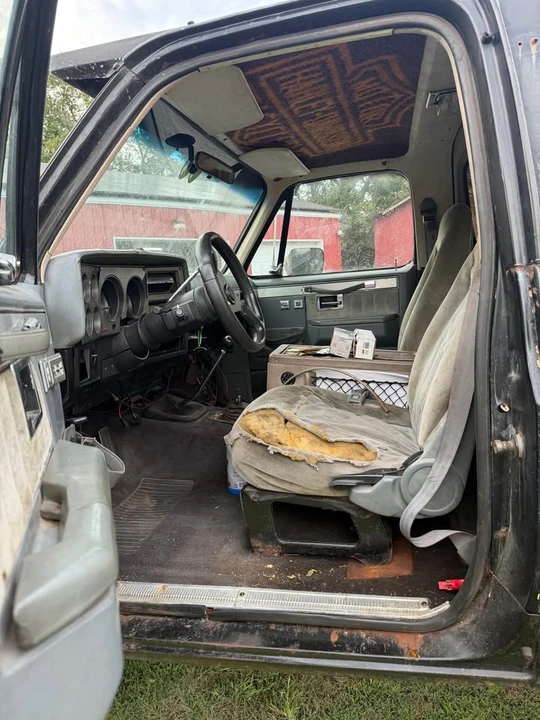 1987 GMC Jimmy 2nd Gen - Image 5 of 7