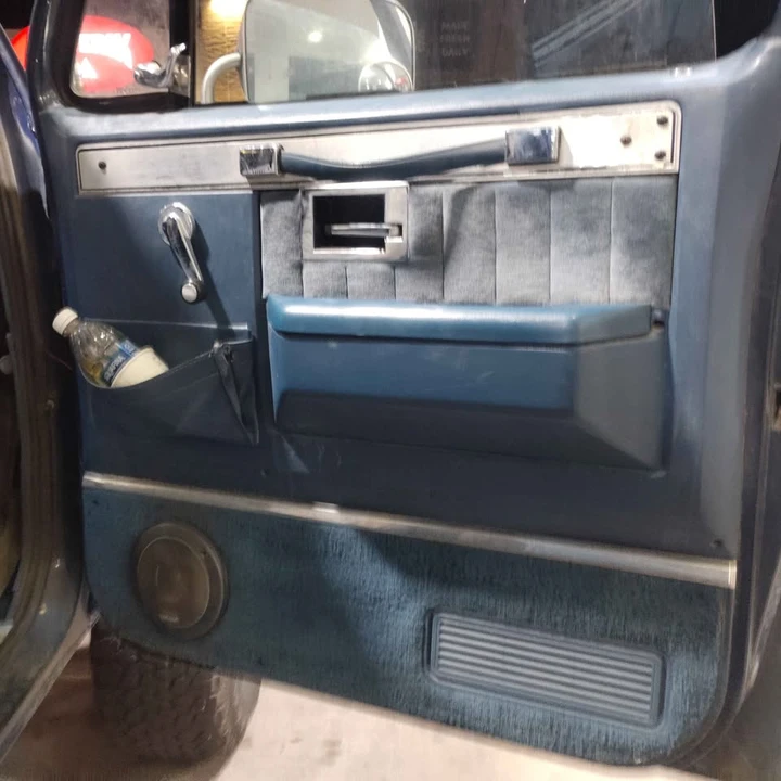 1987 GMC Jimmy 2nd Gen - Image 11 of 20