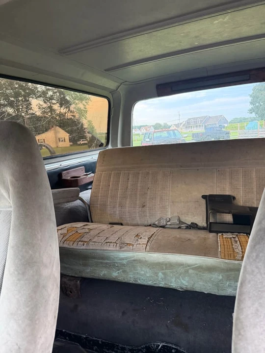 1987 GMC Jimmy 2nd Gen - Image 6 of 7