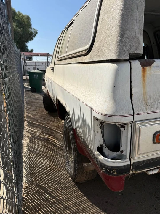 1987 GMC Jimmy 2nd Gen - Image 10 of 15