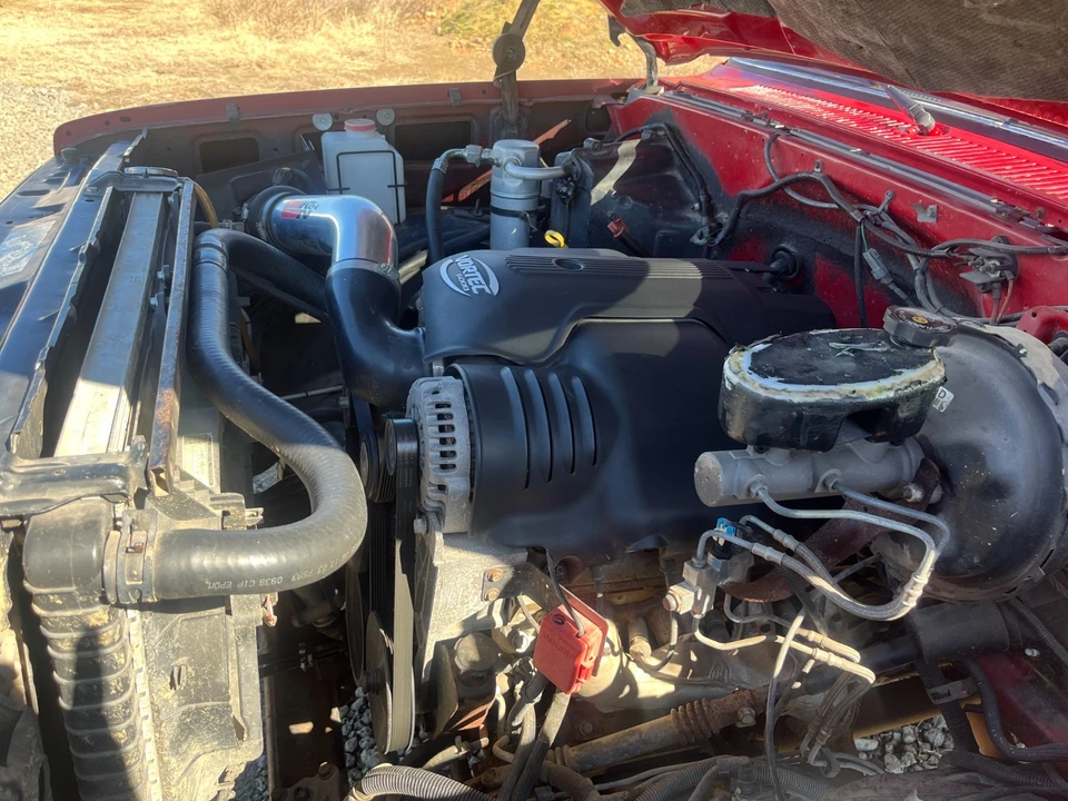 1987 GMC Jimmy 2nd Gen - Image 15 of 21