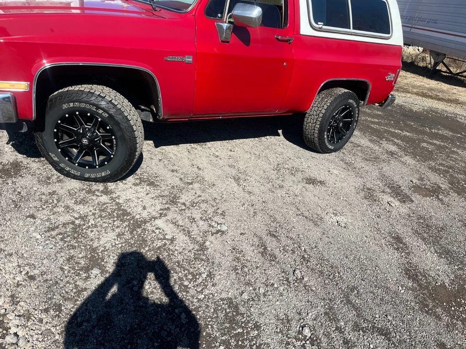 1987 GMC Jimmy 2nd Gen - Image 21 of 21