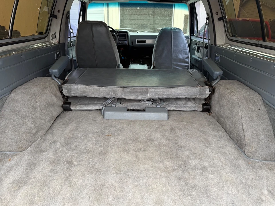 1987 GMC Jimmy 2nd Gen - Image 13 of 20