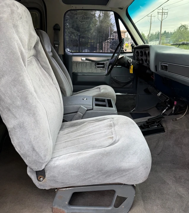 1987 GMC Jimmy 2nd Gen - Image 15 of 20