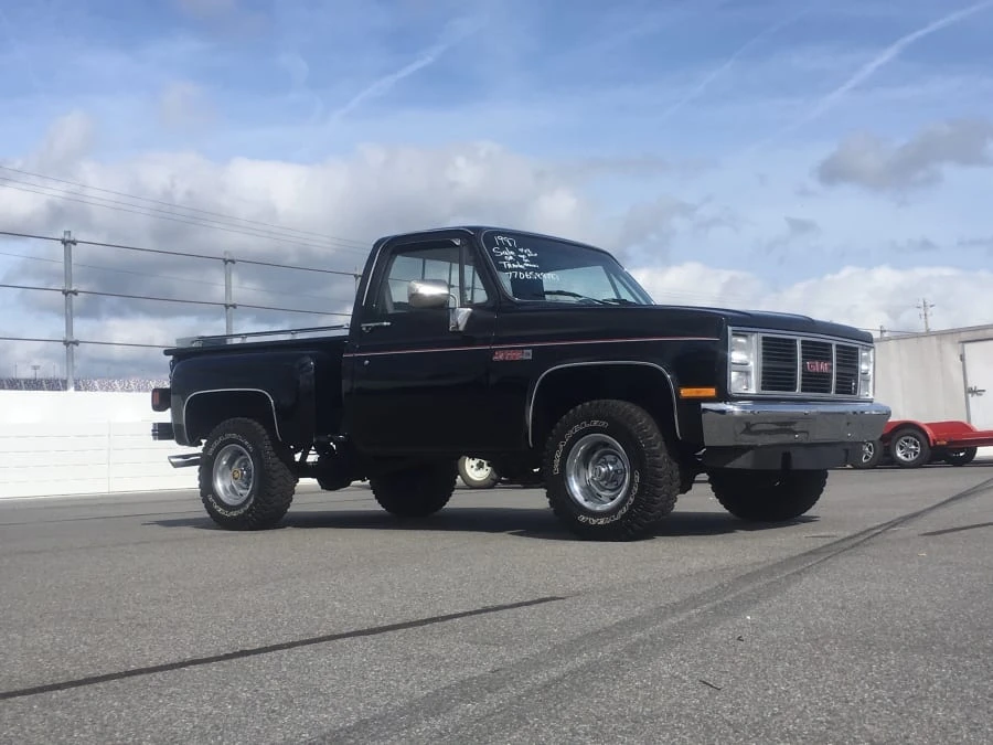 1987 GMC C/K 3rd Gen - Image 9 of 9