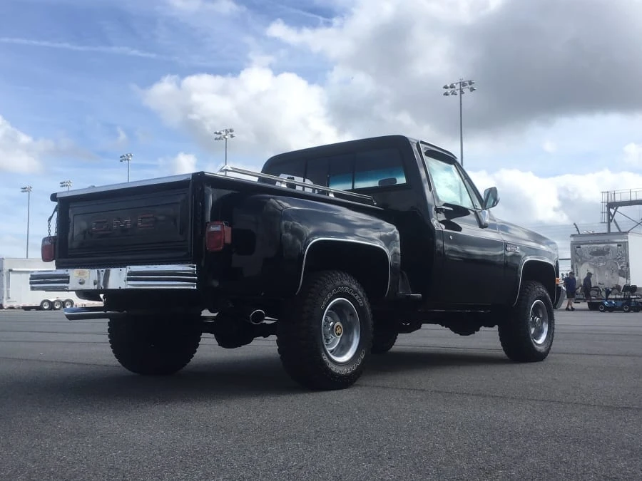 1987 GMC C/K 3rd Gen - Image 3 of 9