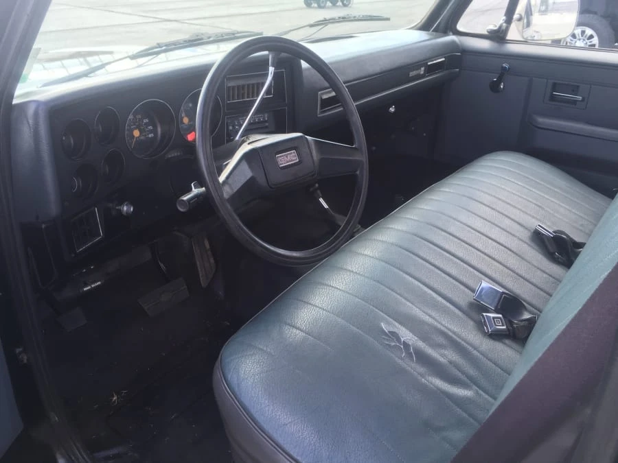 1987 GMC C/K 3rd Gen - Image 4 of 9