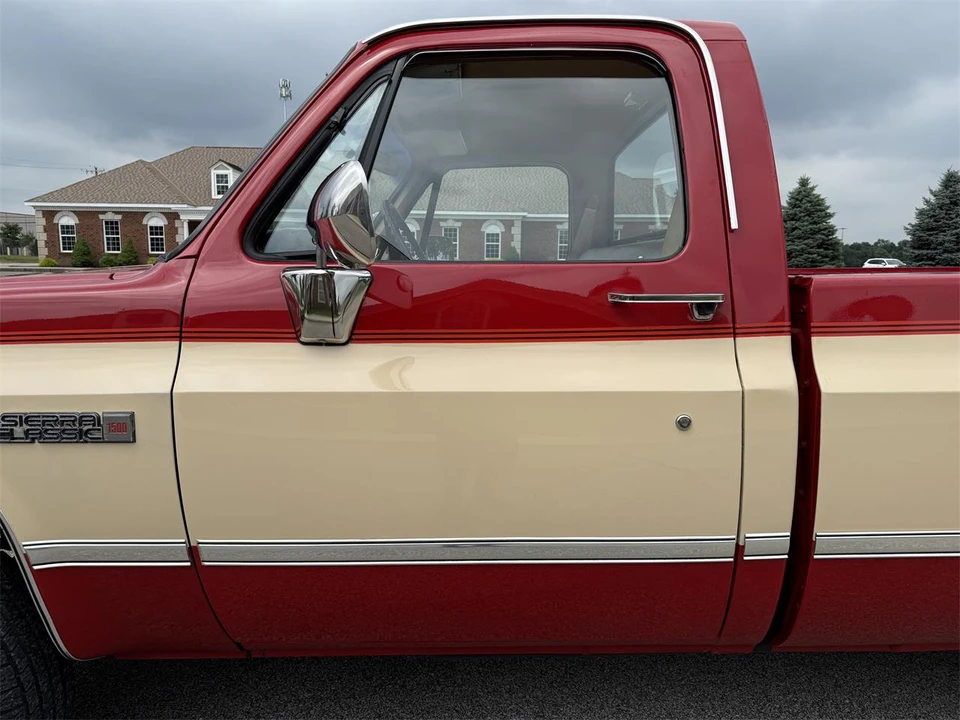 1987 GMC C/K 3rd Gen - Image 17 of 31