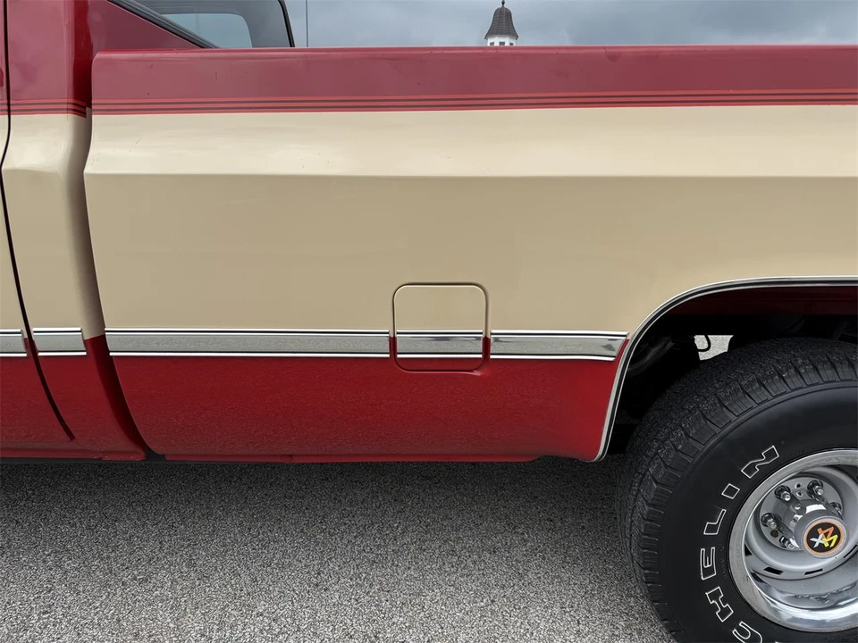 1987 GMC C/K 3rd Gen - Image 19 of 31