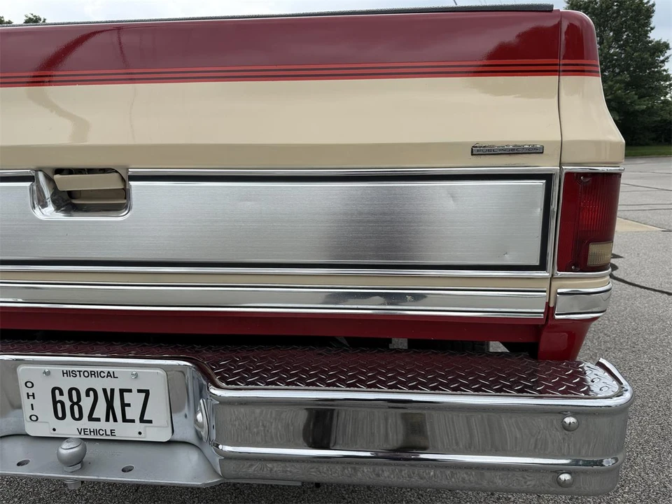 1987 GMC C/K 3rd Gen - Image 24 of 31